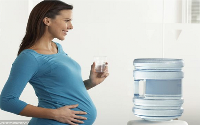 embarazada-agua-800x500_c